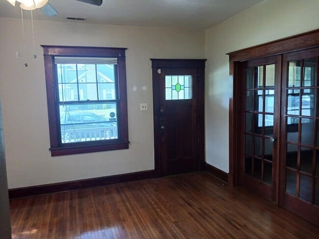 Photo - 305 Old Point Ave