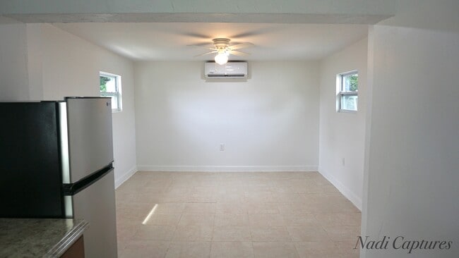 Photo - 1421 N Andrews Ave
