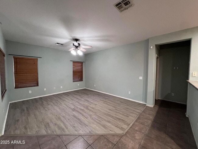 Photo - 1961 E Shannon St