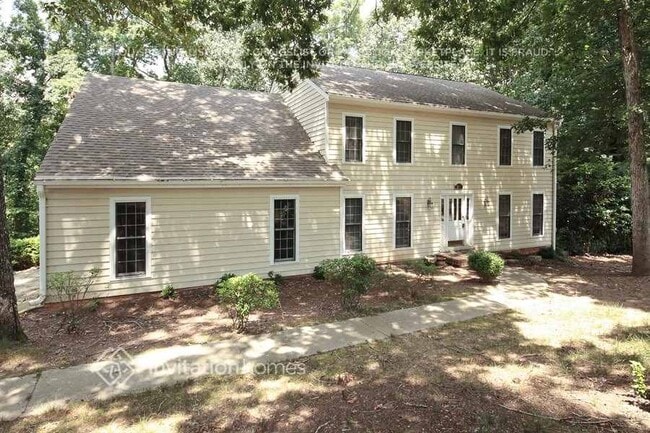 Building Photo - 3884 Hunting Ridge Dr SW