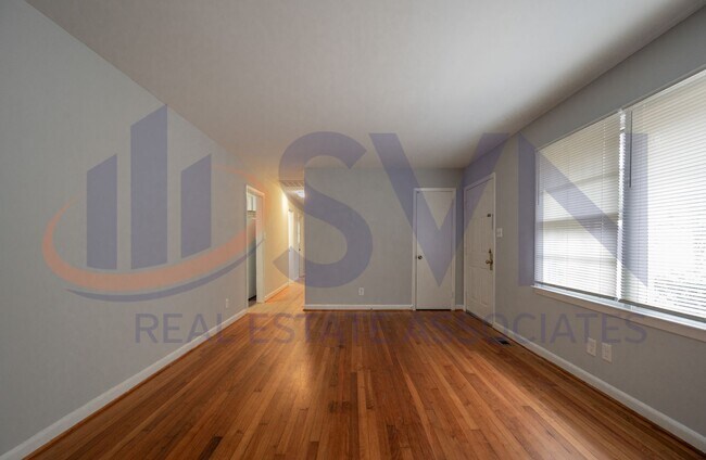 Photo - Refreshed 3 Bedroom / 2.5 Bath Ranch Style Home in Parkwood Neighborhood!