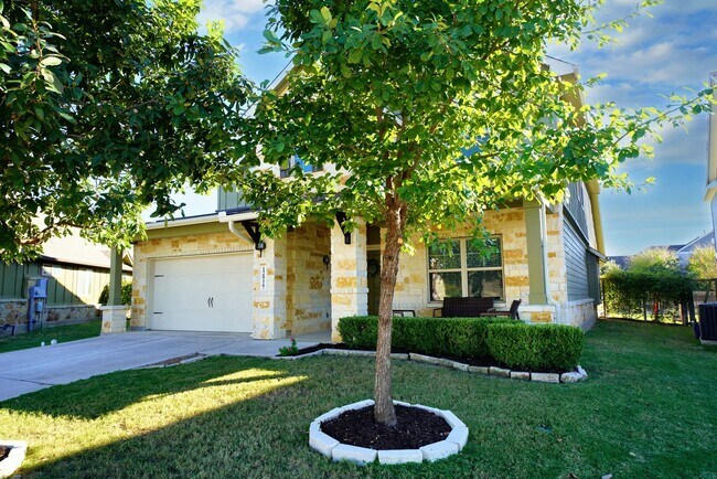 Photo - Executive 5-Bedroom Home in Coveted Crossvine Subdivision - Realtor Commission: $750