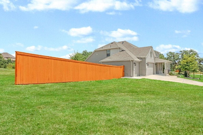 Photo - "Spacious 4-Bedroom Sanctuary with Cozy Fireplace in San Antonio's Prime Location!"