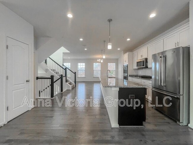 Photo - 15501 Newtonmore Ln