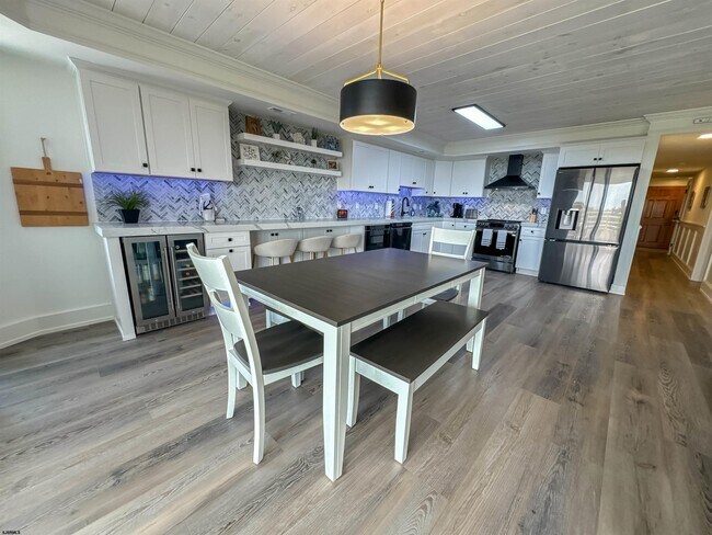 Photo - 4401 Ocean Ave Unit 303