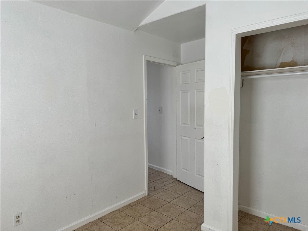 Photo - 702 San Antonio Ave