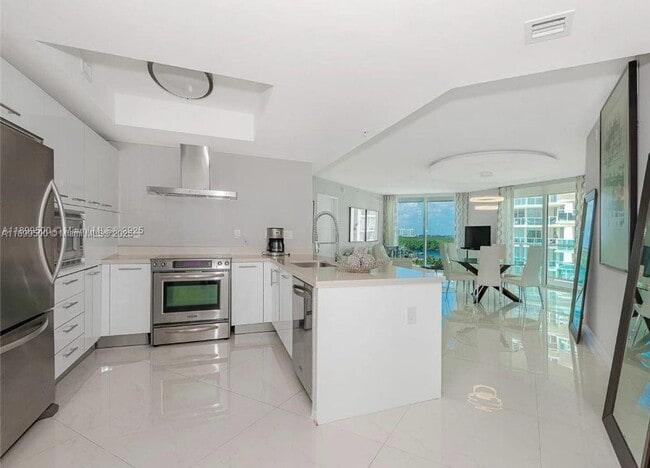 Photo - 200 Sunny Isles Blvd