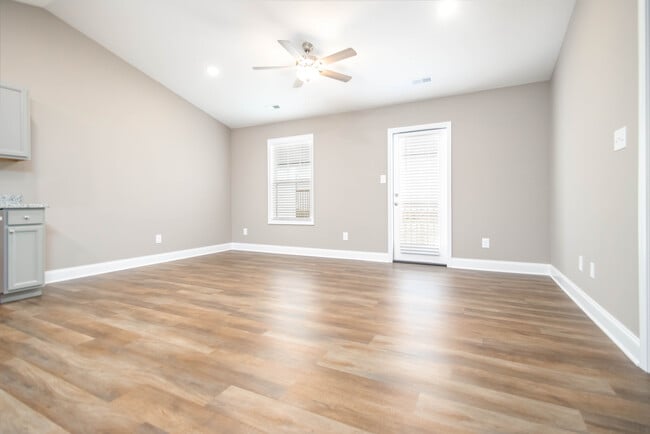 Photo - 7316 Woodpecker Wy Unit 36