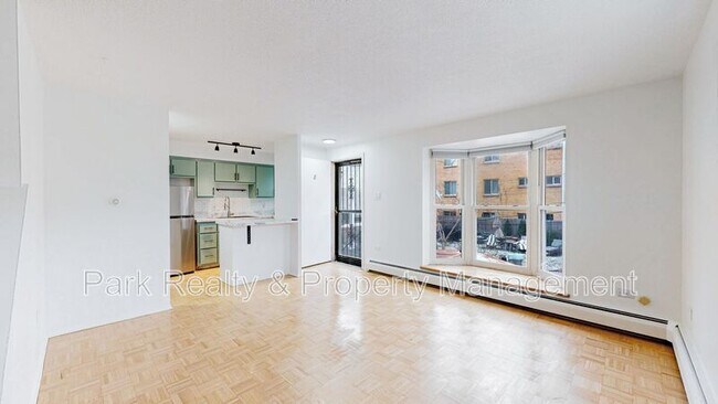 Photo - 1355 N Gaylord St