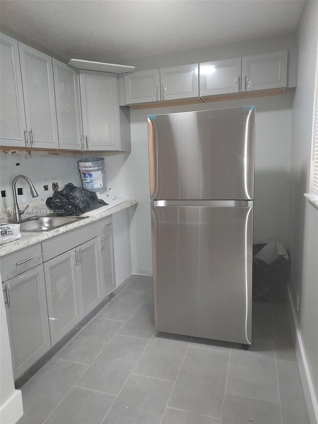 Photo - 808 SW 14th Terrace Unit 4