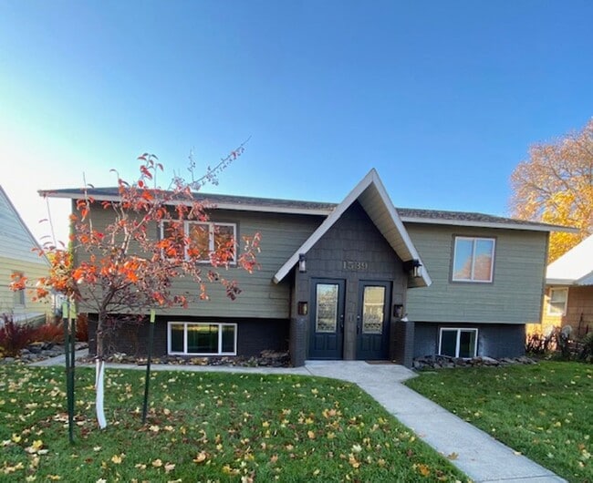Building Photo - 107 Unit B Rental
