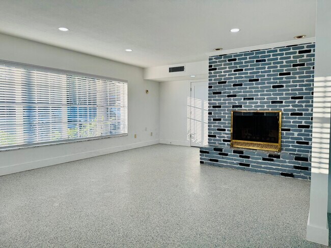 Photo - 13815 Good Life Rd