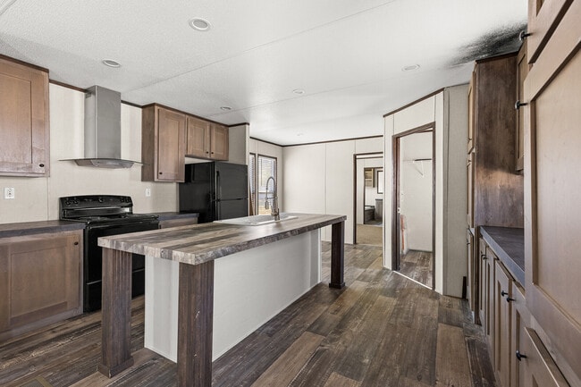 Photo - 21 Clear Creek