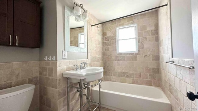 Photo - 27 Southridge Dr