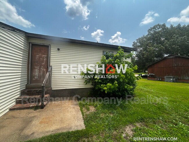 Photo - 181 Lealand Ln