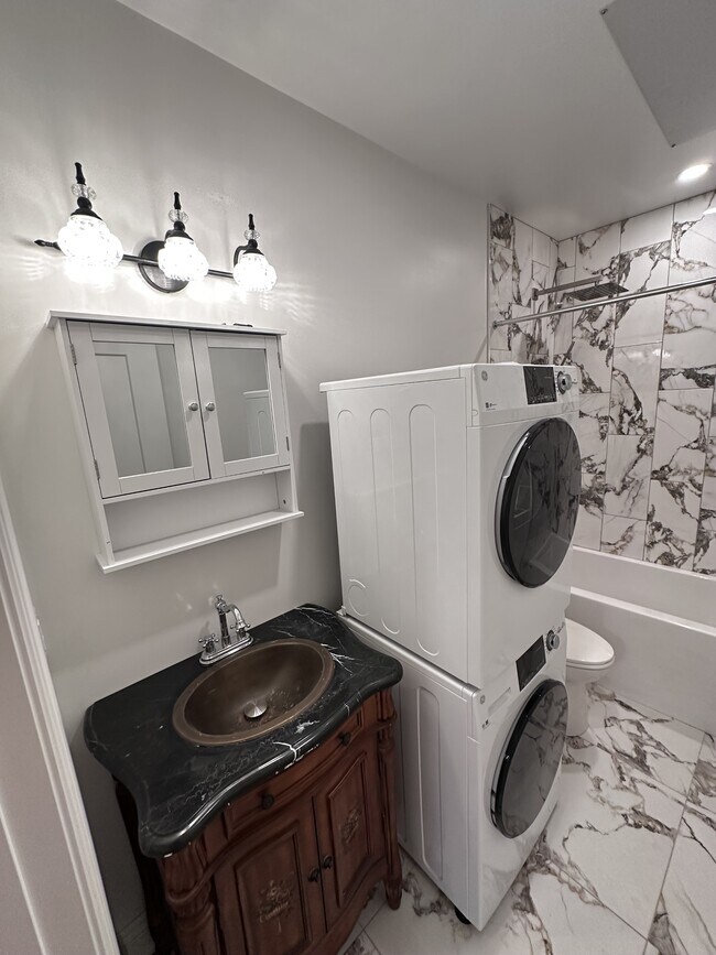 Photo - 157 James St Unit 103