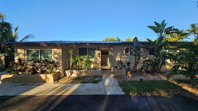 Building Photo - 436 NE 25th Ave