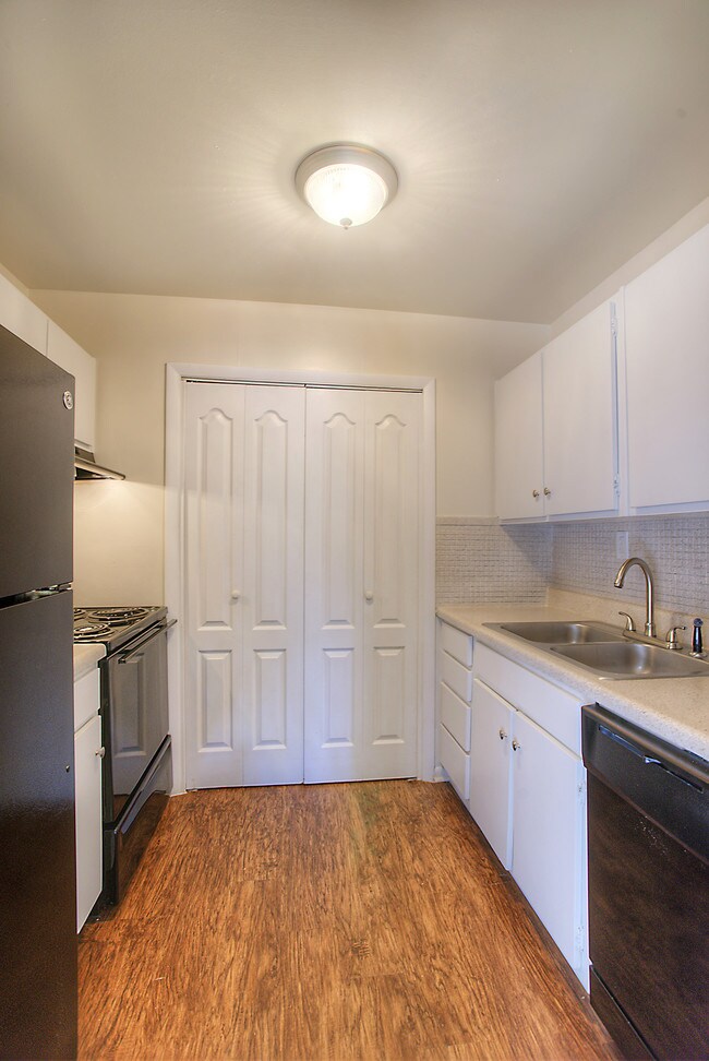 Lemans at Lawndale Apartments Greensboro, NC