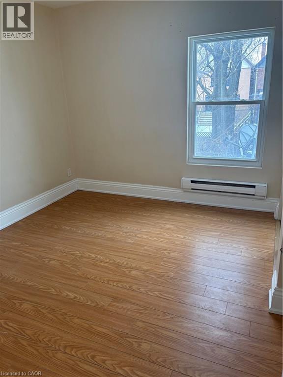 Photo - 95 Sanford Ave N