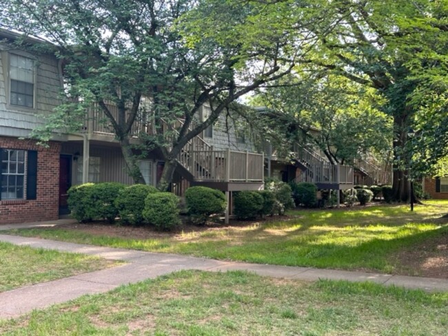Photo - 3820 Country Club Rd Apartment Unit I