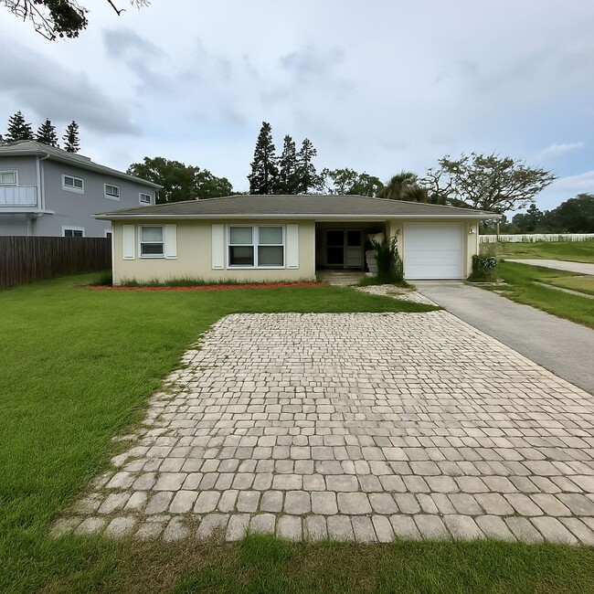 Building Photo - 7051 Hibiscus Ave S Rental