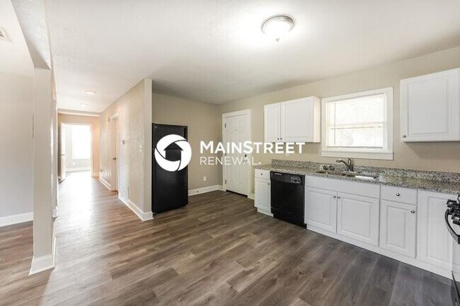 Photo - 3 Bedroom Pet-Friendly Home in CRANDALL, TX with Main Street Renewal