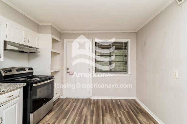 Photo - 225 Springfield Cir