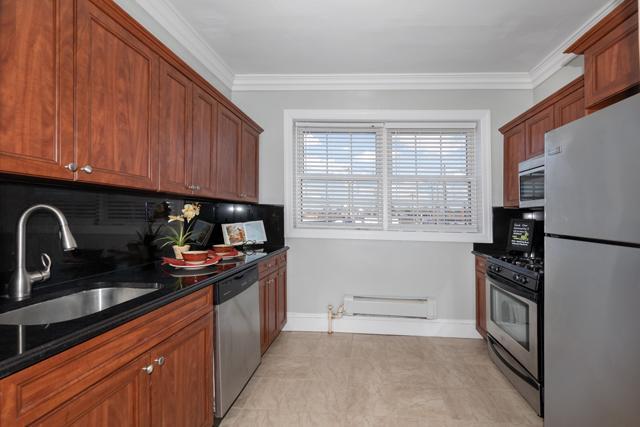 Photo - Fairfield West Broadway At Hewlett