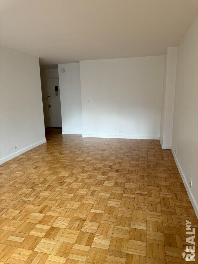 Building Photo - 145 Fourth Avenue Unit 9M Rental