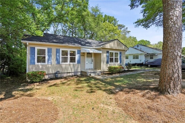 Photo - 2266 N Shallowford Rd