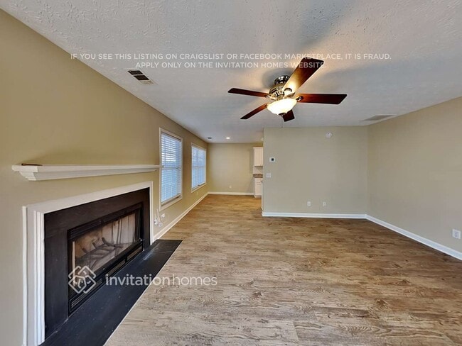 Photo - 521 Stanford Pl