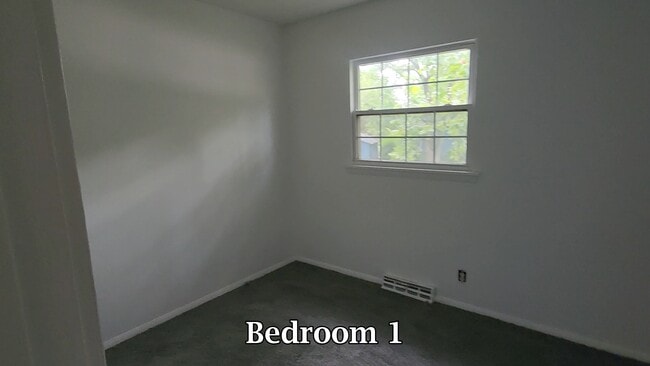 Photo - 4003 Latham St