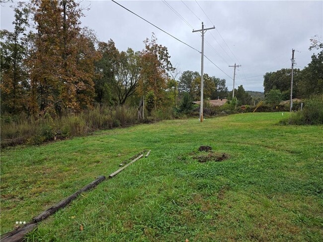 Photo - 3300 Blue Hill Rd