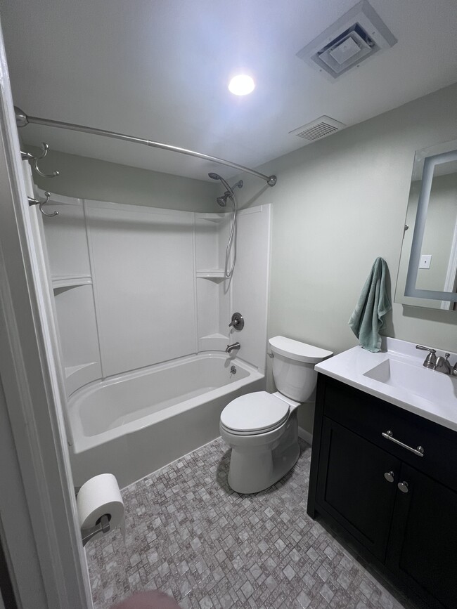 Baño - 3 Aspen Way