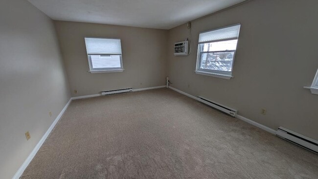 Building Photo - 34 Central St Unit #9