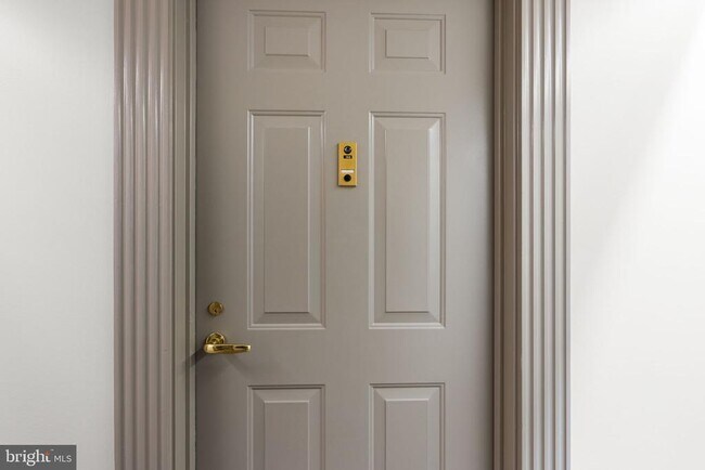 Photo - 900 N Stafford St Unit 1410