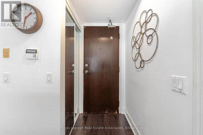 Photo - 388 Bloor St E Unité 1507