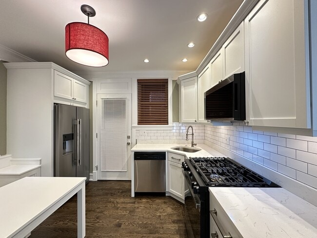 Photo - 1406 W Cornelia Ave Unidad 1