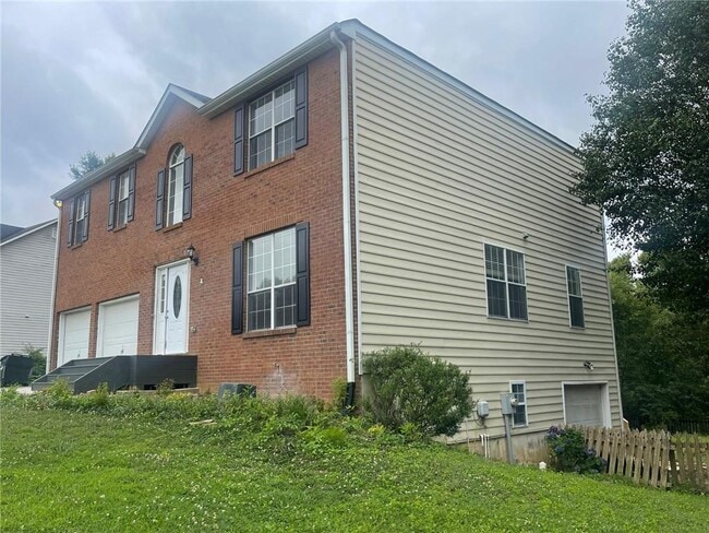 Photo - 1745 Big Haynes Ct SW