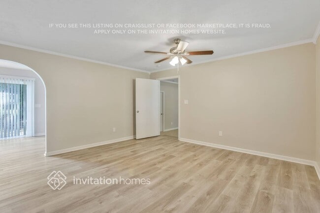 Photo - 10 Porter Cir