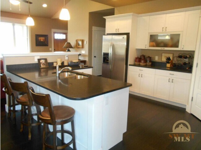 Photo - 6089 Blackwood Rd