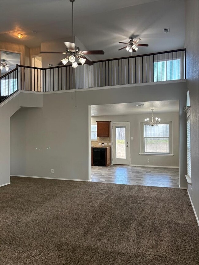 Photo - 303 Grutsch Dr