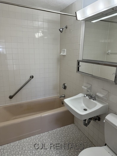 Photo - 25 Brooks Park Unit 6