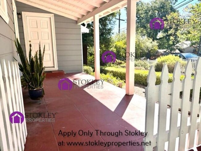 Photo - 2234 Oakvale Rd