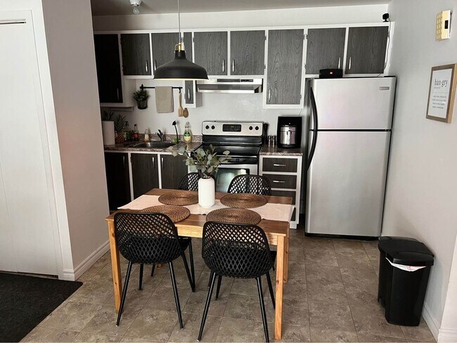 40 Rue de Boucherville Unit 9