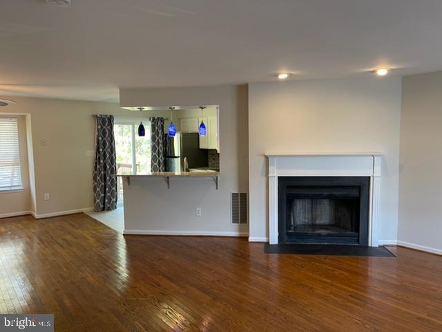 Photo - 216 Pinecove Ave