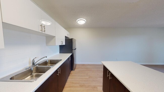 Photo - Campbell Court