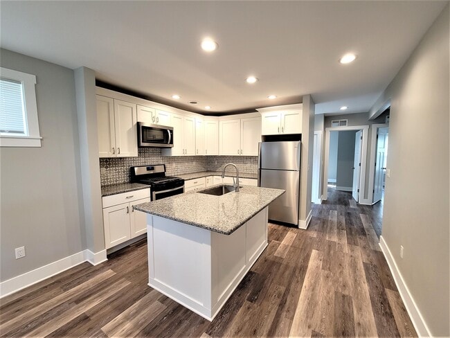 Photo - 1140 E Breckenridge St