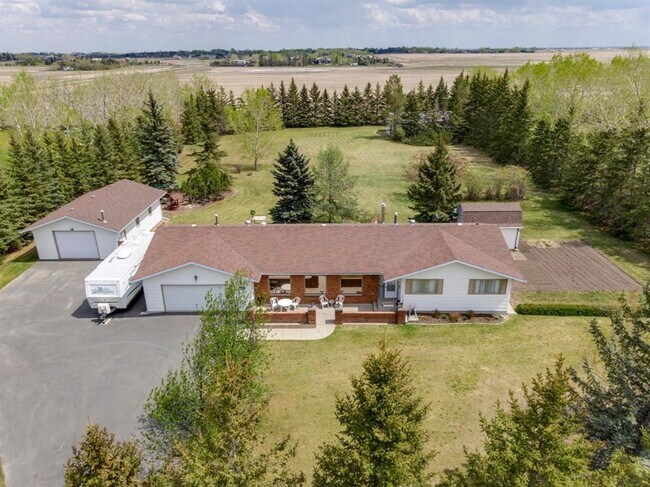 Photo - 26 Lake Ere Estates