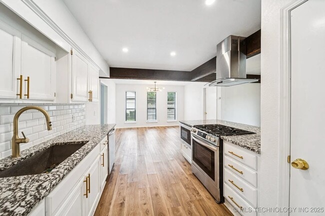 Photo - 6947 S 30th W Ave